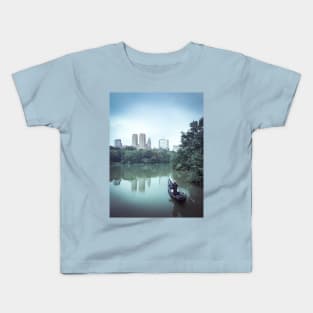 Central Park Gondola Boat Ride New York City Kids T-Shirt